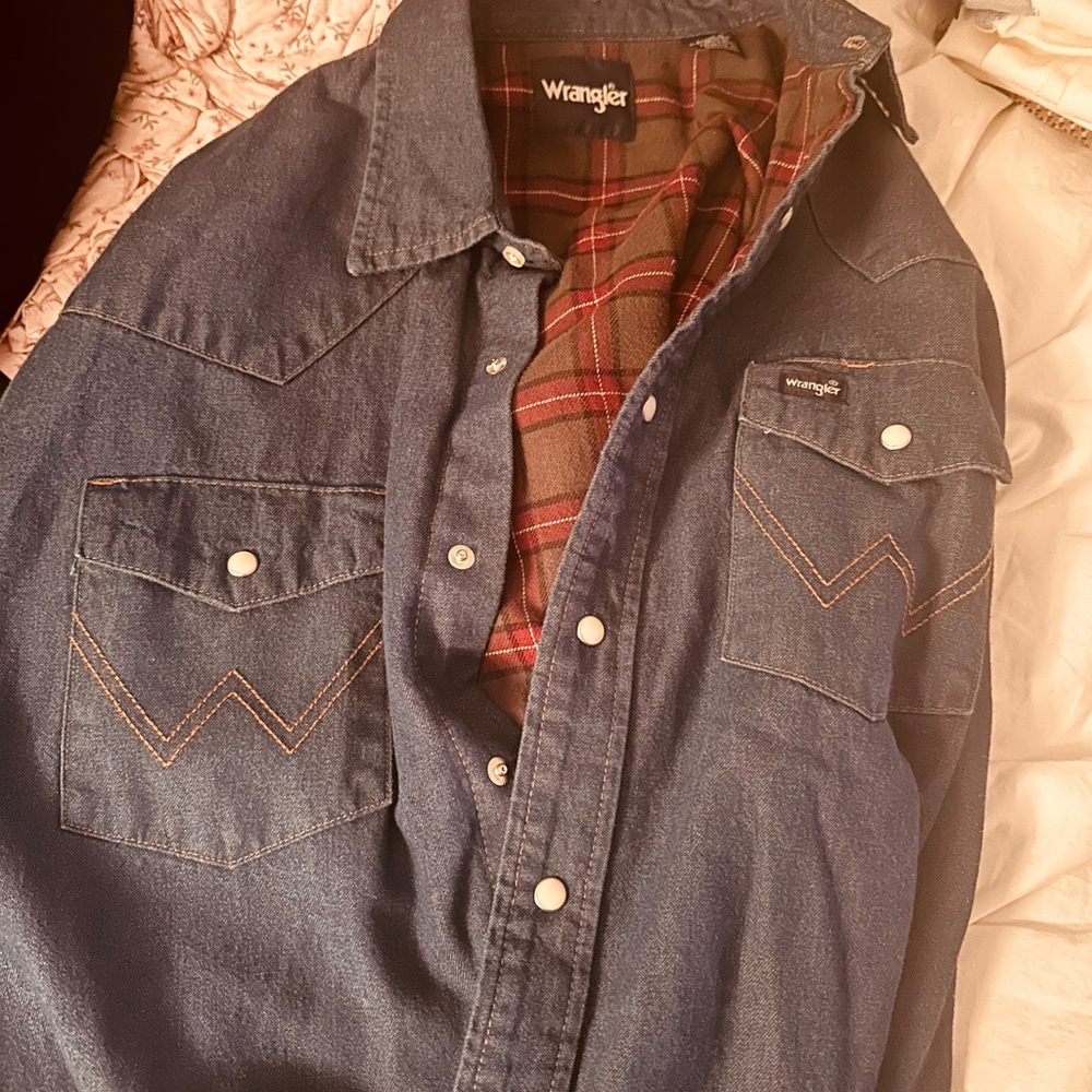 Vinatge New Wrangler Blue Denim Shirt Jacket with Red Plaid Lining